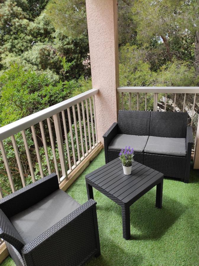 Charmant Studio Climatise 24 M2 Terrasse A 100M De La Plage Saint-Mandrier-sur-Mer Exterior foto