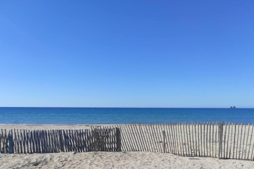 Charmant Studio Climatise 24 M2 Terrasse A 100M De La Plage Saint-Mandrier-sur-Mer Exterior foto